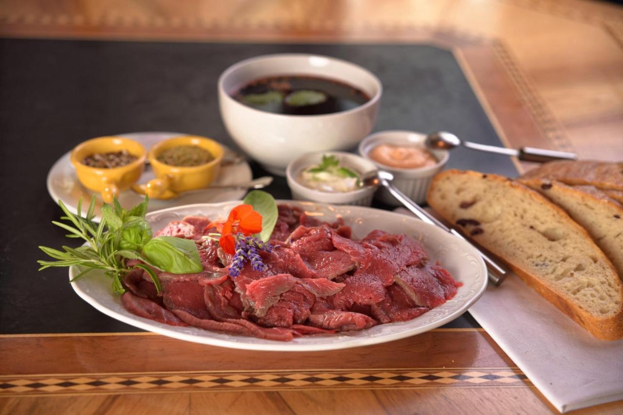 Gasthaus Kreuz Schruns Εξωτερικό φωτογραφία
