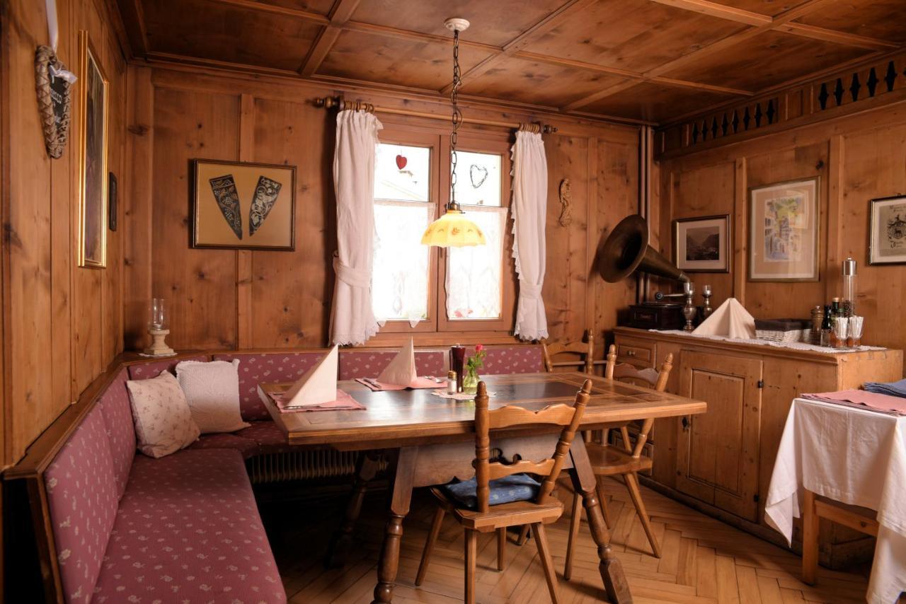 Gasthaus Kreuz Schruns Εξωτερικό φωτογραφία